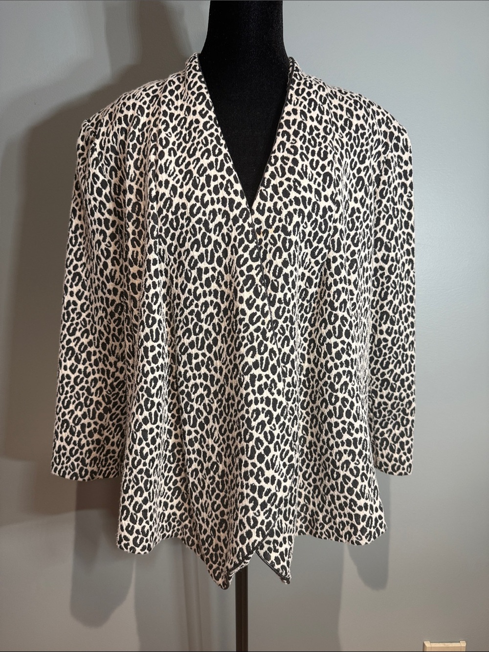 Elementz Leopard-Print V-Neck Tunic - Black & Cream